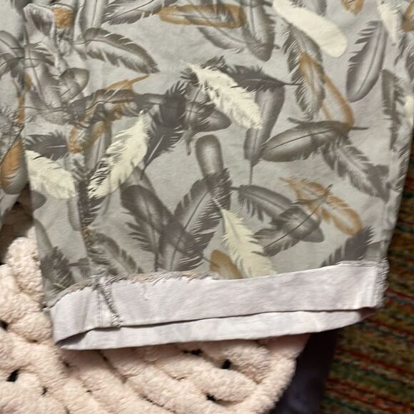 Rustic blue: Men’s  tan/green shorts size 32 - Picture 6 of 6